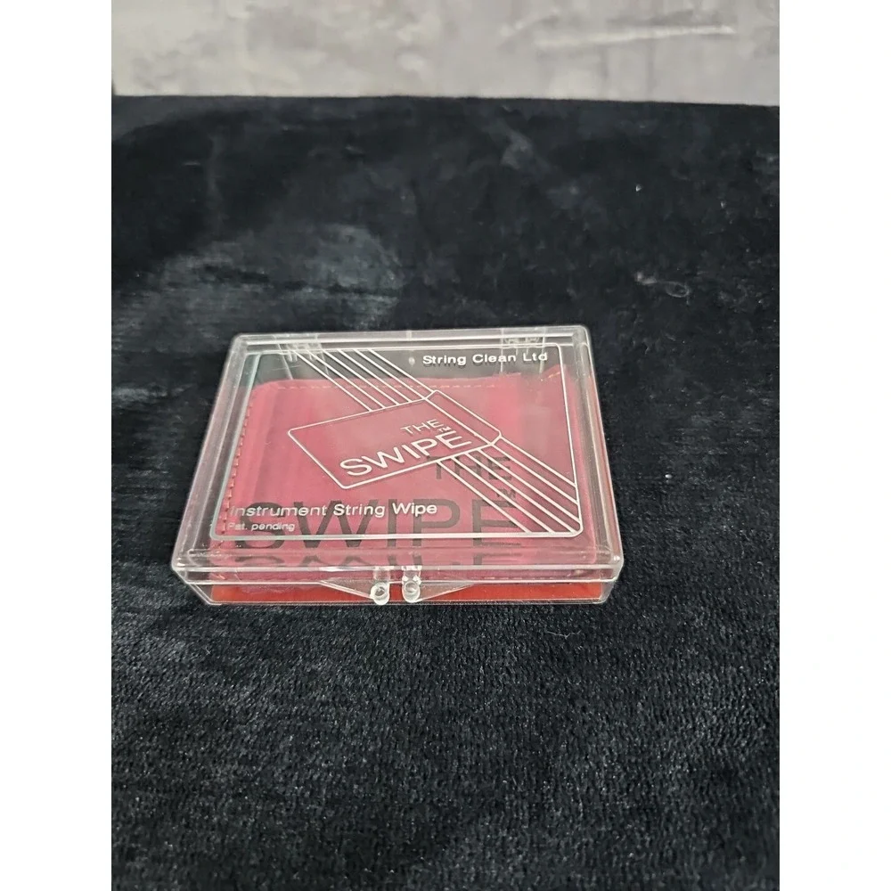 The Swipe String Cleaner Kit for Stringed Instrument Cleaning and Care In‎ Case